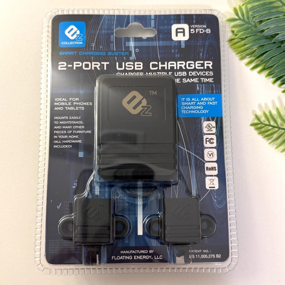EZ Collection 2-Port USB Multiple Device Charger NWT